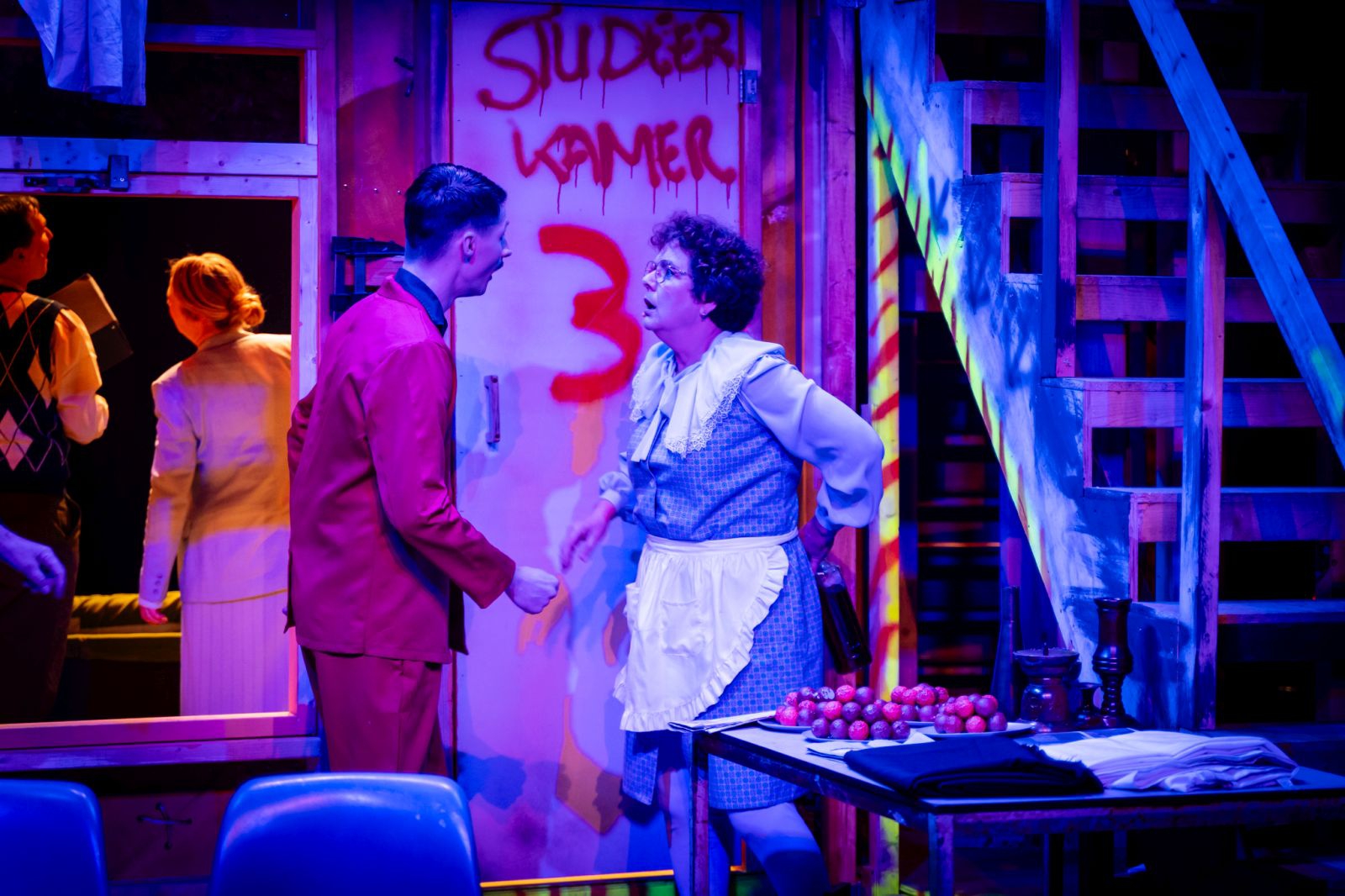 Hé-Cabaret & Theatergroep